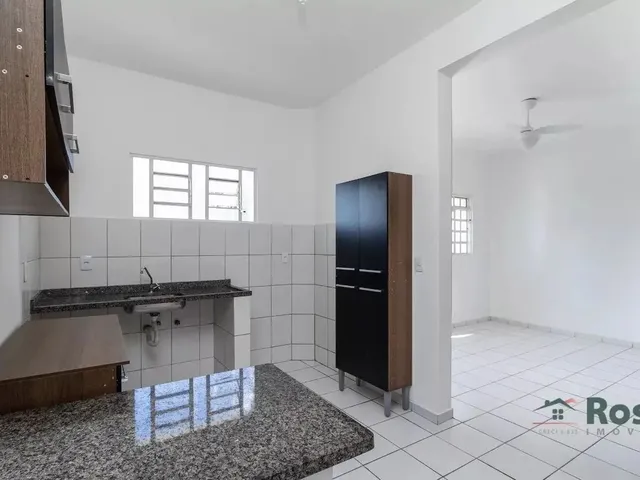 Imagem 8: Apartamento para Locação com Guarda-Roupa e Ar Condicionado no Quarto, Ao Lado da Arena