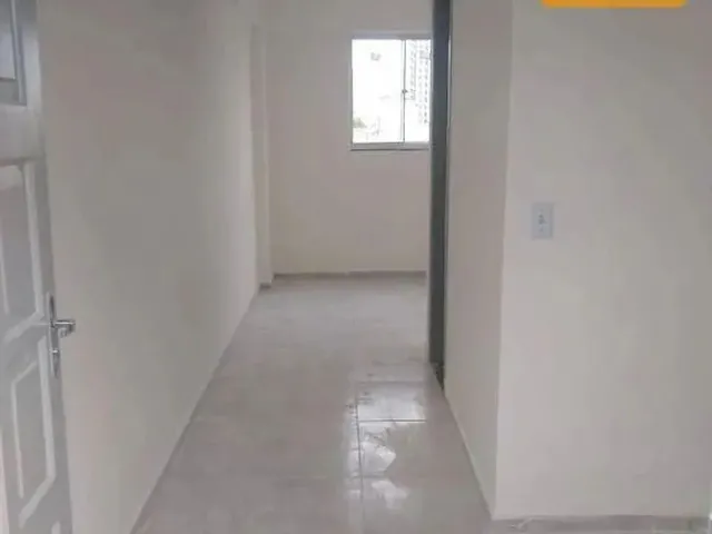 Imagem 11: Apartamento com 2 Dormitórios para Alugar, 33 M² por R$ 1.100/Mês - Fátima
