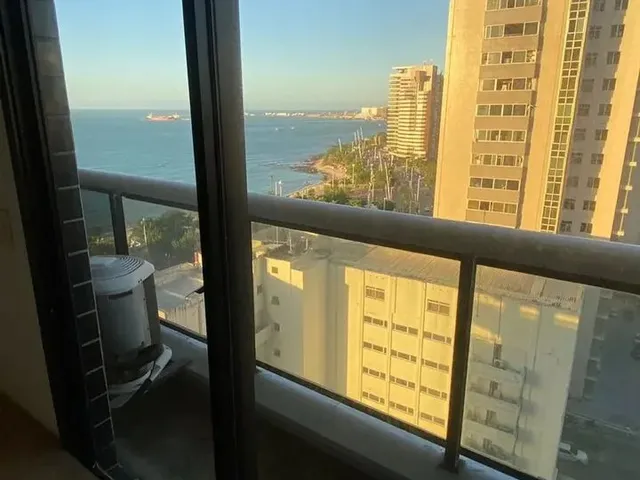Imagem 13: Imóvel para Aluguel Possui 300 Metros Quadrados com 4 Quartos em Meireles - Fortaleza