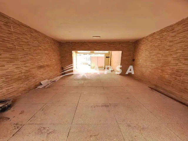 Imagem 11: Ampla Casa Térrea com 200 M² de Área Total, Bem Planejada e Ventilada. Possui 2
