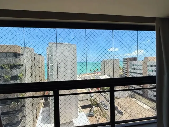 Imagem: O apartamento possui 4 Dormitórios, 1 Suíte, 4 Banheiros,