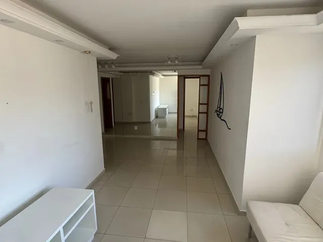 Imagem: O apartamento possui 3 Dormitórios, 1 Suíte, 3 Banheiros,