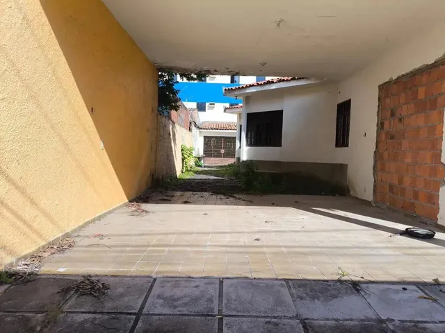 Imagem 3: Imóvel para Aluguel Tem 360 Metros Quadrados com 3 Quartos em Jatiúca - Maceió - Al