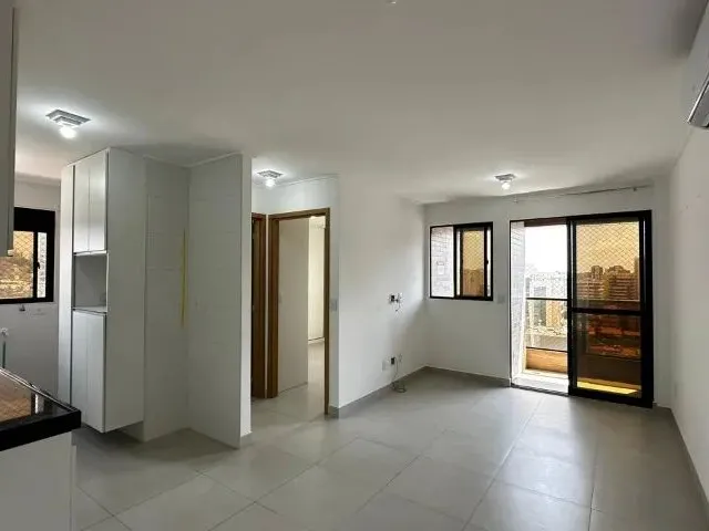 Imagem: O apartamento possui 1 Dormitório, 1 Banheiro, 1 Vaga na