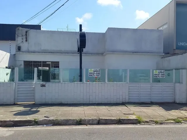 Imagem: Alugo Casa no Farol, 10 Cômodos, Comércio