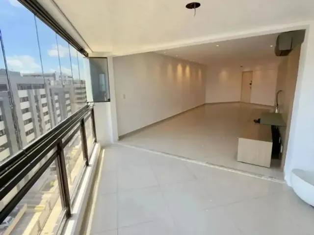 Imagem 10: Alugo Apartamento 3/4 com Vista Mar e Dependência de Serviço ! R$10.000,00