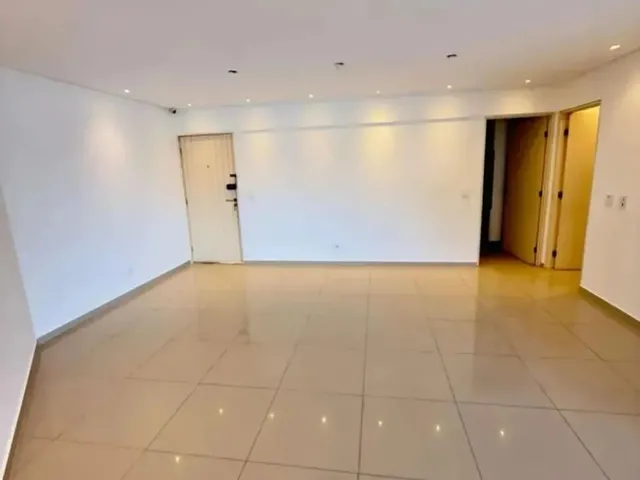 Imagem 11: Alugo Apartamento 3/4 com Vista Mar e Dependência de Serviço ! R$10.000,00