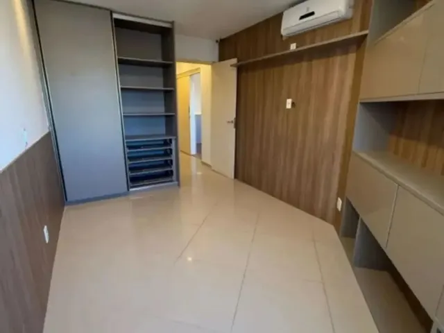 Imagem 9: Alugo Apartamento 3/4 com Vista Mar e Dependência de Serviço ! R$10.000,00