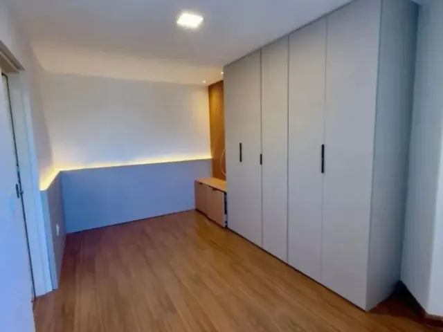 Imagem 16: Alugo Apartamento 3/4 com Vista Mar e Dependência de Serviço ! R$10.000,00