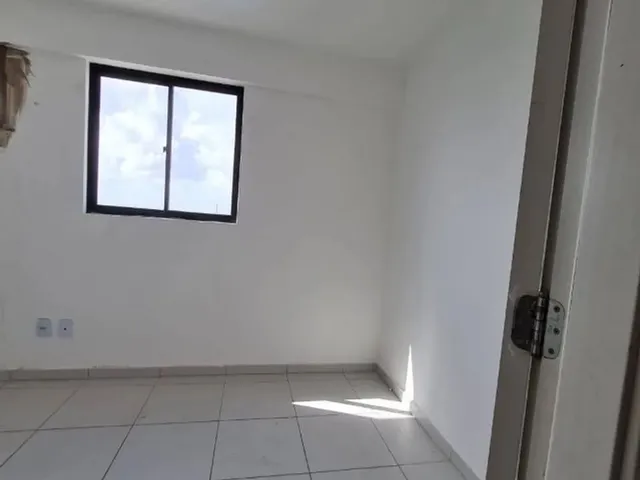 Imagem 3: Vaga em Ap para Moça no Farol