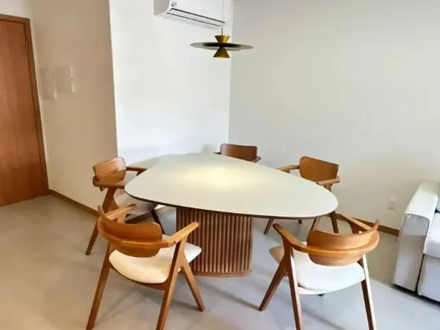 Imagem: A casa possui 3 Dormitórios, 1 Suíte, 2 Banheiros, 2