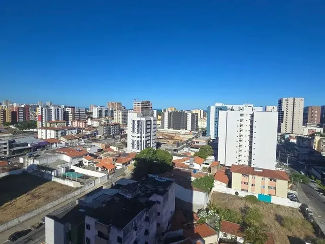 Imagem 2: Alugo Apartamento com 3/4 e com Varanda no Edf.jardins Eulina! Novo e 100% Nascente!