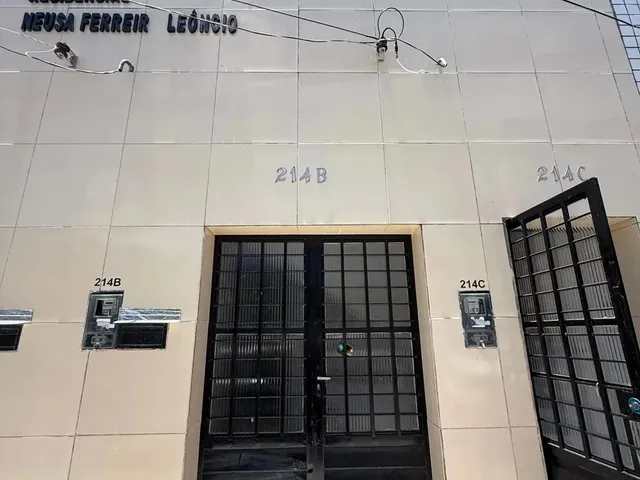 Imagem: Casa para Locação em Rua Pública, Poço