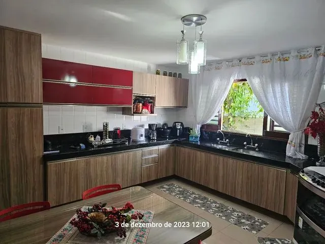 Imagem 2: Magnífica Casa À Venda em Condomínio Fechado