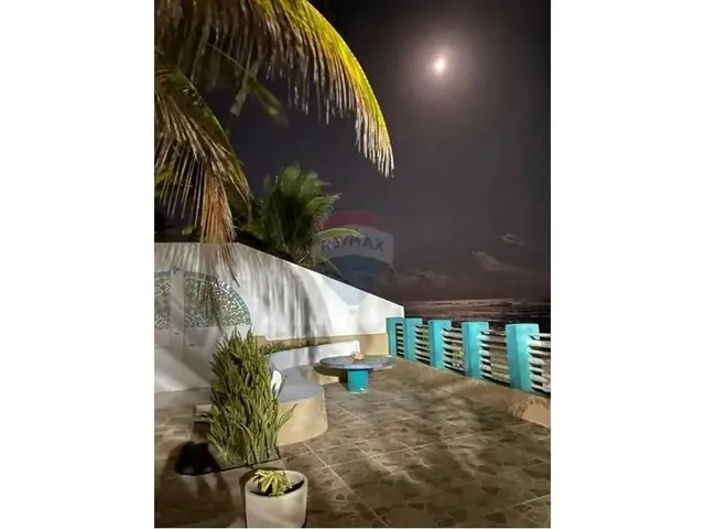 Imagem 9: Casa Pé na Areia em Garça Torta: Paraíso e Sofisticação