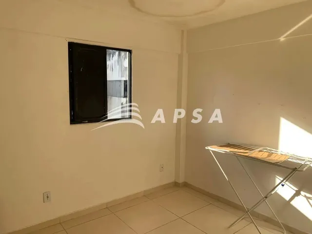 Imagem 15: Excelente Apartamento Localizado no Antares. Possui 2 Quartos Sendo 1 Suíte; Sala De