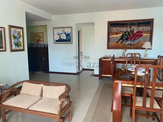 Imagem 3: Oportunidade - Apartamento - Edifício Marya Lucia - Centro - 4 Dormitórios - 158M²