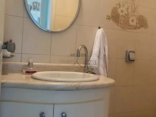 Imagem 12: Oportunidade - Apartamento - Edifício Marya Lucia - Centro - 4 Dormitórios - 158M²