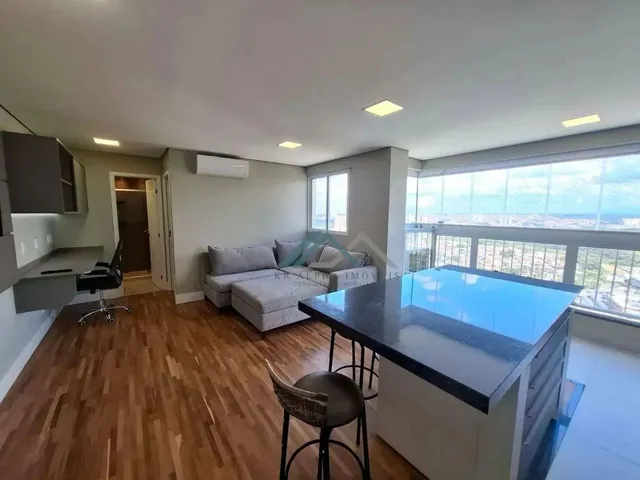 Imagem: O apartamento possui 1 Dormitório, 1 Banheiro, 1 Vaga na