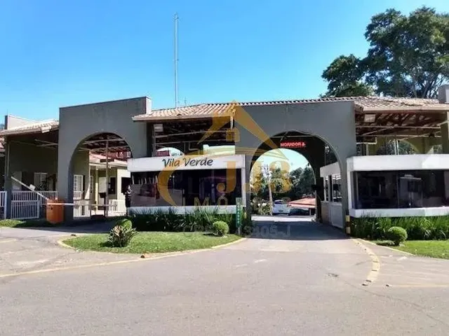Imagem: A casa em condomínio possui 5 Dormitórios, 1 Banheiro, 5