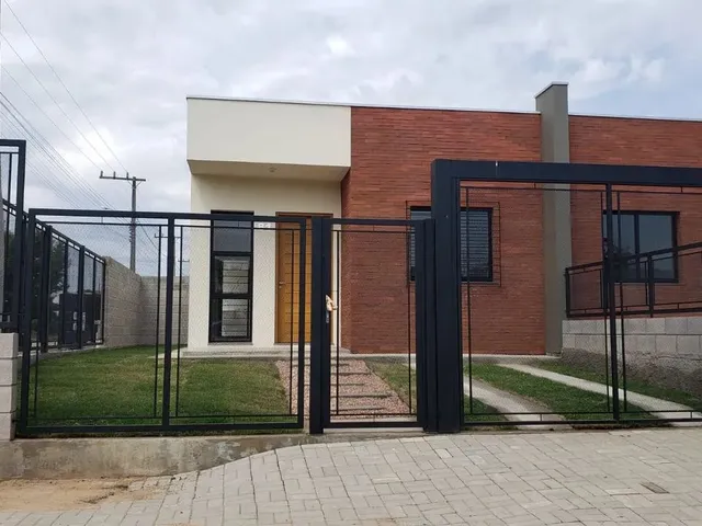 Imagem: Casa com 2 Dormitórios À Venda, 48 M²