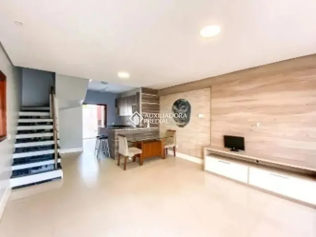 Imagem: Sobrado Espaçoso para Alugar no Mato Grande