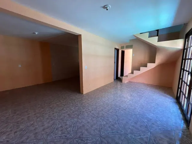 Imagem 12: Sobrado para Aluguel Possui 200 Metros Quadrados com 3 Quartos em Fátima - Canoas - Rs