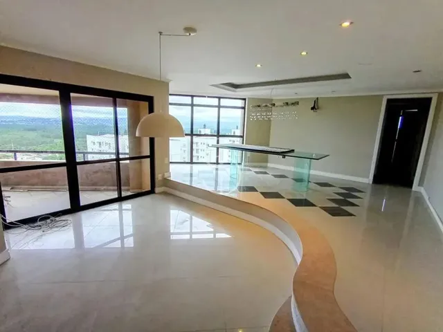 Imagem: O apartamento possui 2 Dormitórios, 2 Banheiros, 3 Vagas