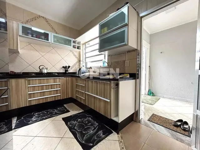 Imagem 15: Casa Térrea de 200M² para Locação com 4 Dormitórios no Bairro Marechal Rondon