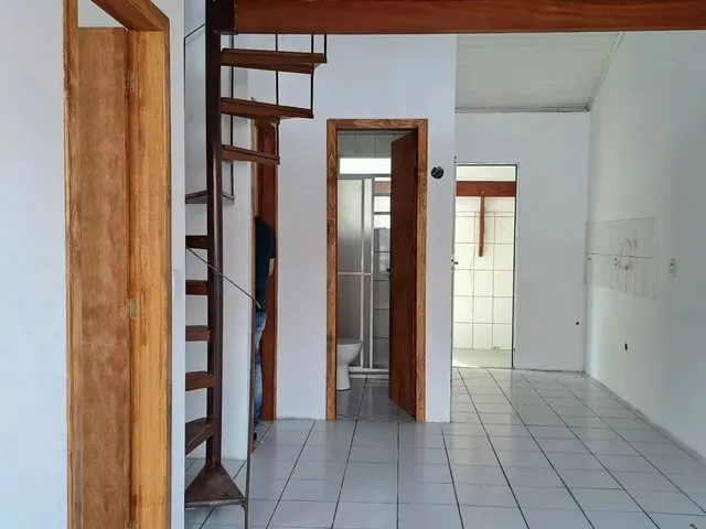 Imagem 3: Sobrado Impecável Pronto para Morar