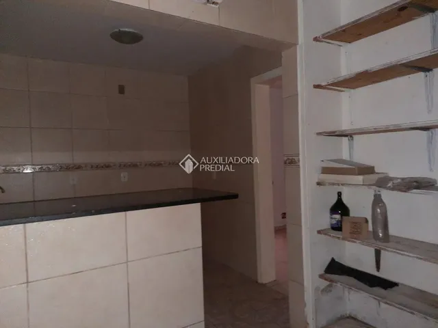 Imagem 5: Apartamento de 2 Dormitórios com Uma Vaga de Garagem Próximo a Mauricio Cardoso