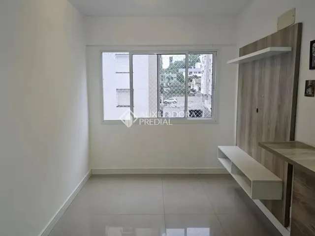 Imagem: Apartamento de 2 Quartos Semi Mobiliado