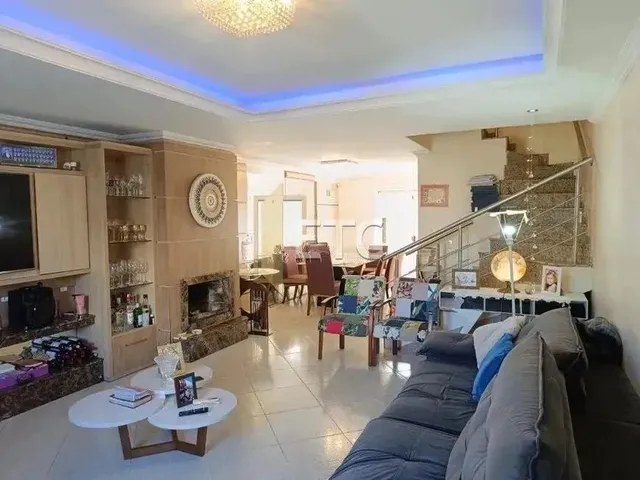 Imagem: Casa Ampla no Mont Serrat com 4 Suítes