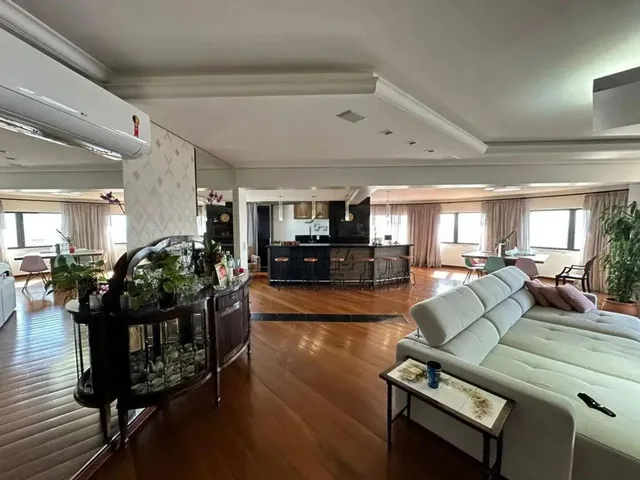 Imagem: Aluguel de Apartamento com Sacada e Piscina