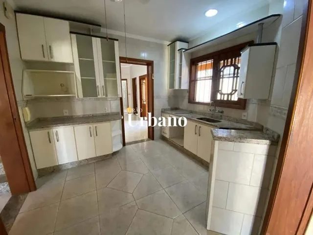 Imagem 10: Casa de 4 Dormitorios no Bairro Moinhos de Vento