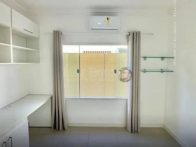 Imagem 2: Casa em Condomínio Fechado À Venda Madrid Residence