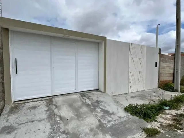 Imagem: A casa possui 2 Dormitórios, 2 Banheiros, 300m² de Área