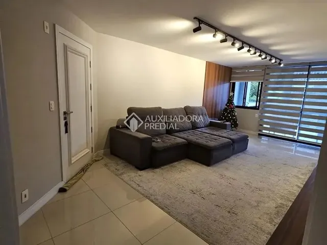 Imagem: Imóvel para Aluguel Possui 360 Metros Quadrados