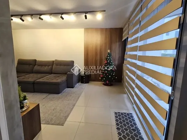 Imagem 11: Imóvel para Aluguel Possui 360 Metros Quadrados com 3 Quartos em Centro - Florianópolis
