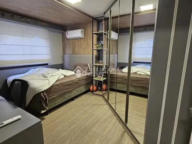 Imagem 3: Imóvel para Aluguel Possui 360 Metros Quadrados com 3 Quartos em Centro - Florianópolis