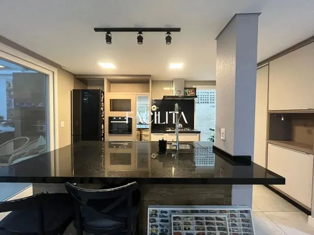 Imagem 11: Casa com 3 Quartos no Bairro Agronômica, Florianópolis