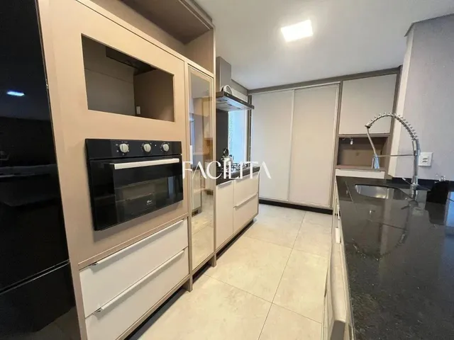 Imagem 9: Casa com 3 Quartos no Bairro Agronômica, Florianópolis