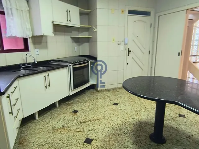 Imagem 5: Cobertura com 4 Dormitórios no Centro