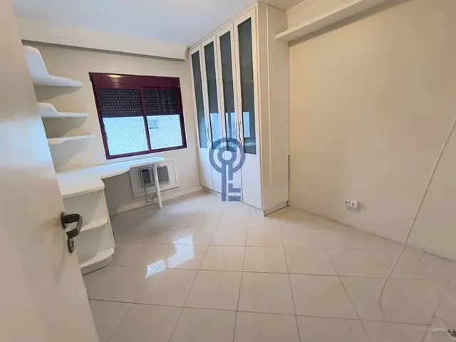 Imagem 10: Cobertura com 4 Dormitórios no Centro