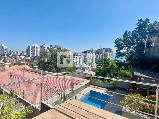 Imagem 3: Casa 4 Quartos no Bairro Agronomica Florianópolis