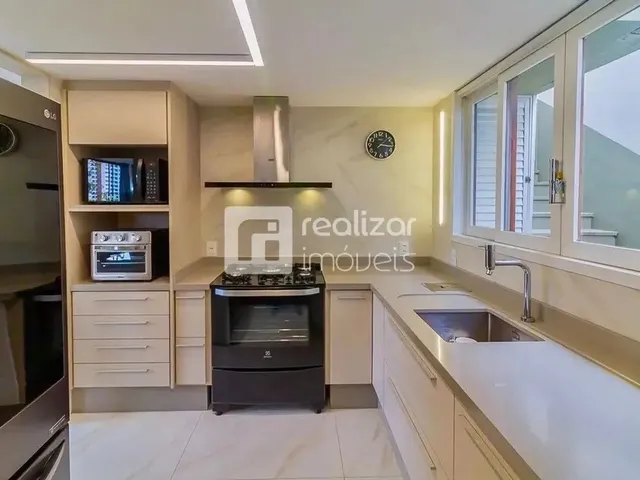 Imagem 16: Casa 4 Quartos no Bairro Agronomica Florianópolis