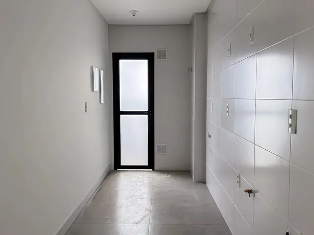 Imagem 13: Apartamento para Alugar - 3 Suítes - Centro - Florianópolis/Sc