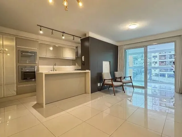 Imagem: Apartamento para Alugar - 2 Suítes - Agronômica