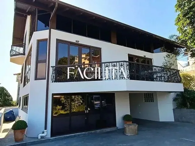 Imagem: Casa Comercial com 4 Suítes no Bairro Centro