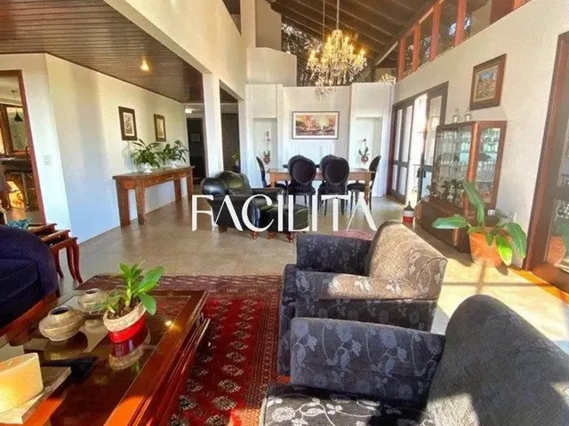 Imagem 7: Casa Comercial com 4 Suítes no Bairro Centro, Florianópolis